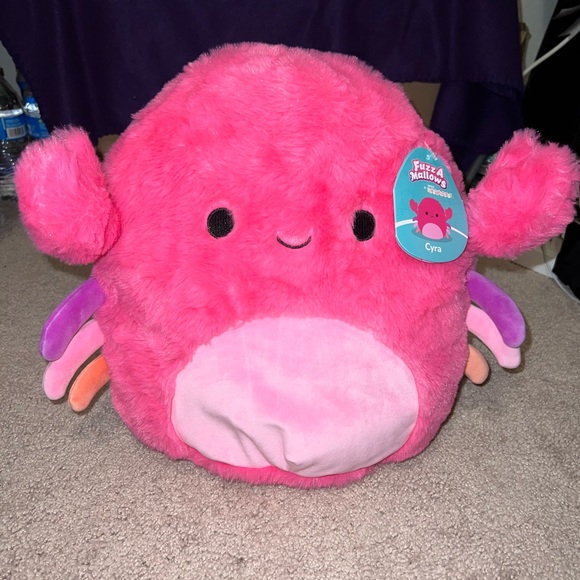 New Cyra The Crab Fuzzamallow Squishmallows - Picture 6 of 16